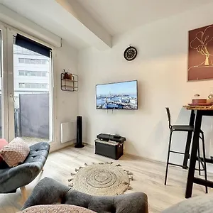 https://cosy-appartement-cit-international.hotels-rhonealpes.com